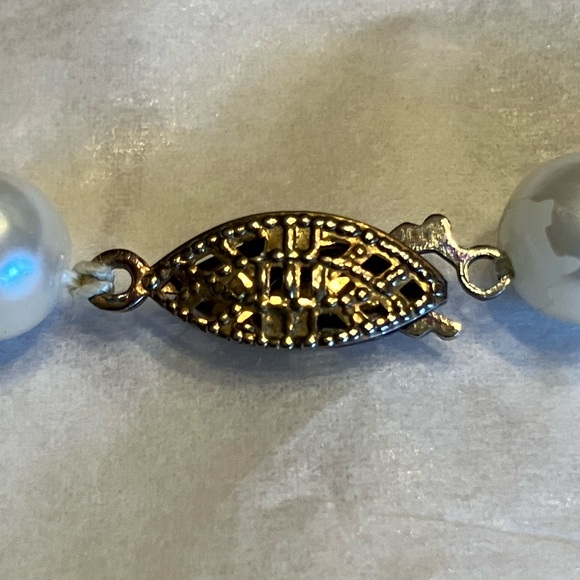 ROMAN SIGNED GLASS PEARLS WITH BEAUTIFUL PENDANT - Picture 13 of 16